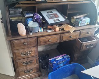 Roll top desk