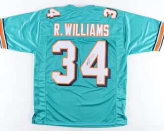 Justin Jefferson Signed Minnesota Vikings Pro Style Purple Jersey; JSA Authenticated
Justin Jefferson Signed Minnesota Vikings Riddell SpeedFlex Mini Helmet; Beckett Authenticated
Alexander Mattison Signed Minnesota Vikings Riddell SpeedFlex Mini Helmet; Minnesota Vikings COA
Justin Jefferson Signed Minnesota Vikings Pro Style Purple Jersey; JSA Authenticated
RARE EXCLUSIVE!! Randy Moss Signed Custom Hydro Dipped "Straight Cash Homie" Authentic Full-Sized Riddell SpeedFlex Helmet #2/3 - Custom EVERYTHING!
Cris Carter Signed Minnesota Vikings Pro Style Jersey (Schwartz)
Cris Carter Signed Full-Sized NFL Football; Schwartz Authenticated
Cris Carter Signed Vikings Flash Alternate Speed Mini Helmet; Schwartz Authenticated
Adrian Peterson Signed Custom Hydro Dipped Inscribed "28" Authentic Full-Sized Schutt F7 Helmet with Visor & Details; Beckett Authenticated
Adrian Peterson Signed Full-Sized NFL Football; Beckett Authenticated
Adrian Peterson Signed Limited Edition Minnesota Vikings Pro S