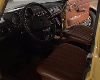 Leather seats no tears in great condition