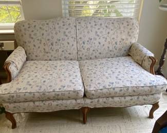 Loveseat 