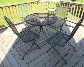 Woodard Patio Set