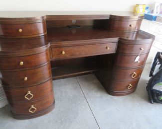 Hooker Desk