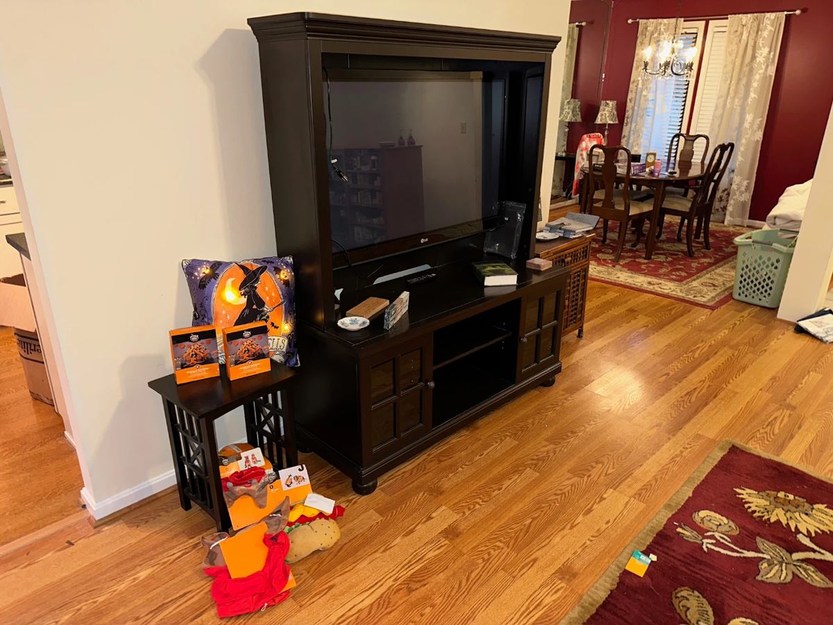 Lavish Louisville Estate Sale Three Days... starts on 9/15/2023