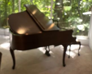 Wm Knabe baby grand piano