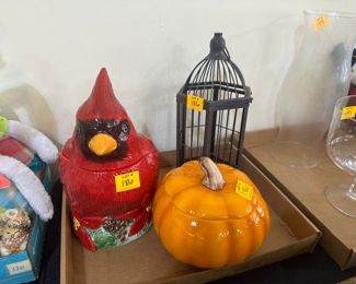 Cardinal and pumpkin cookie jars