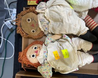 Raggedy and Andy cloth dolls