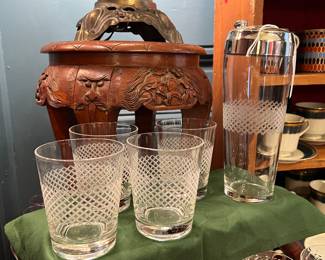 Barca with shaker and glasses