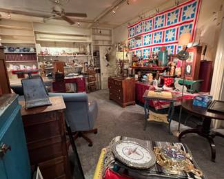 WELCOME... to the Collector’s Room