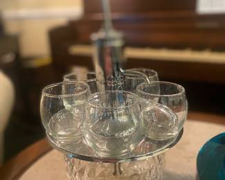 VINTGE DRINK DISPENSER