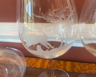 ANIMAL ETCHED BALOON WINE GLASSES
