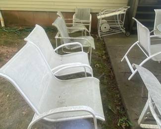 BROWN JORDAN PATIO FURNITURE NEEDS A GOOD CLEANING