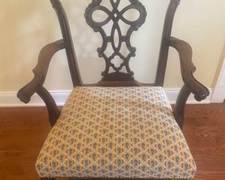  BAKER DINING ROOM WITH 12 CHAIRS(2 ARM AND 10 ARM CHAIRS)