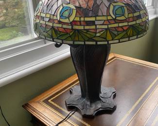 LEADED GLASS LAMP