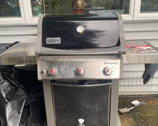 WEBER SPIRIT GRILL-PROPANE