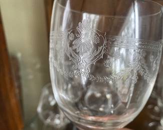 LARGE SET OF VINTAGE ETCHED GLASS STEMWARE