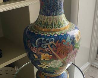 BEAUTIFUL CLOISONNE VASE