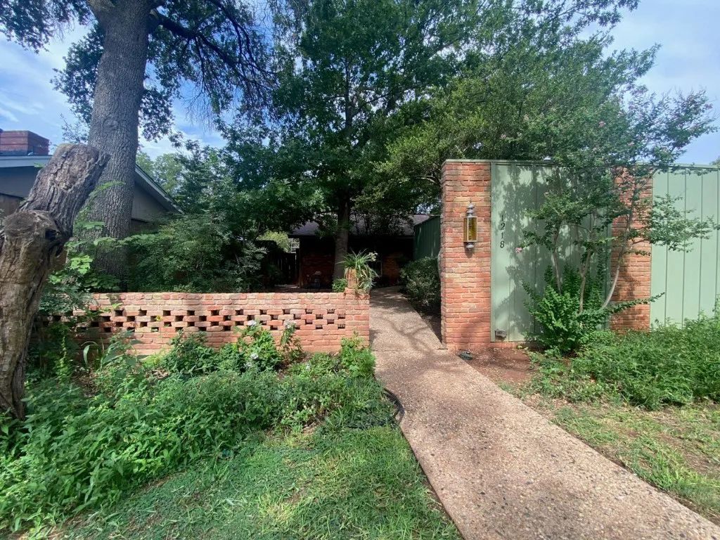 Lockhart Family Estate Sale in Abilene, TX starts on 9/8/2023