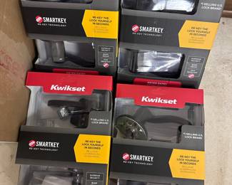 Kwikset Keyed Entry Door Hardware