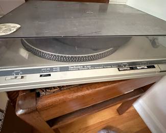 Technics Turntable 