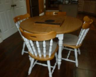 Drop-side Table & Chairs