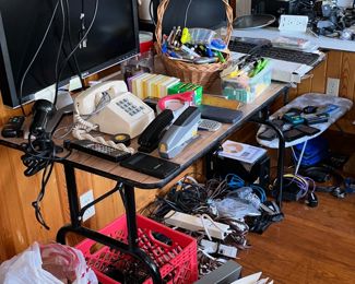 Electronics/Cords/Power Cords/Computer 