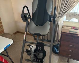 Innova Heavy Duty Deluxe Inversion Table
