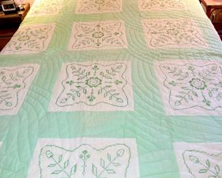 Handmade patterned quilts