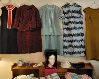 More great VINTAGE CLOTHING