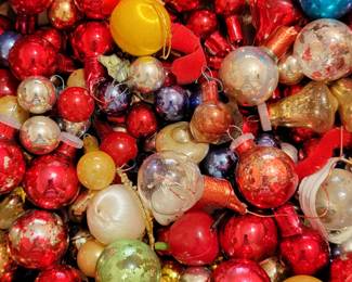 Vintage Christmas decor GALORE !!!!