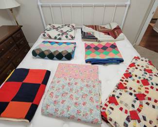 SEVERAL beautiful vintage, hand sewn QUILTS <3