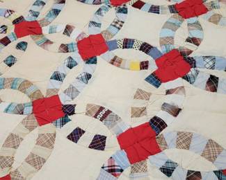 SEVERAL beautiful vintage, hand sewn QUILTS <3