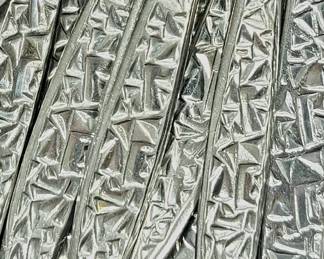 Beautiful flatware sets  are great for the upcoming holidays ! 