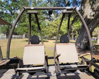 Here is the other swing. We do have the umbrella.