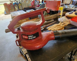 Toro Blower
