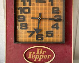 Vintage Dr Pepper clock