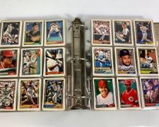 Vintage 1992 Topps Baseball Trading Cards Binder
