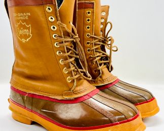 WORLD FAMOUS STEEL SHANK RUBBER BOOTS WITH REMOVABLE WOOL BOOT LINERS~ SIZE 10 cowhide
