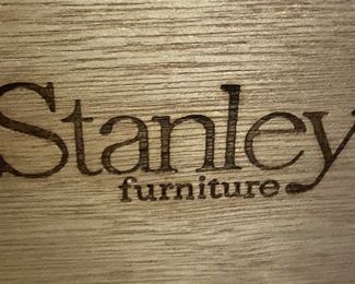 Marking on Stanley King Size Bedroom Set
