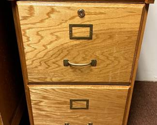2 Drawer Filing Cabinet w/ Keys