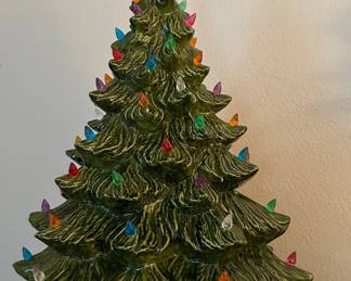 Vintage Lighted Ceramic Christmas Tree (Complete)
