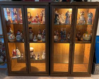 Lighted Display Cases (2); Jim Shore Figurines