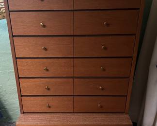MCM Dresser