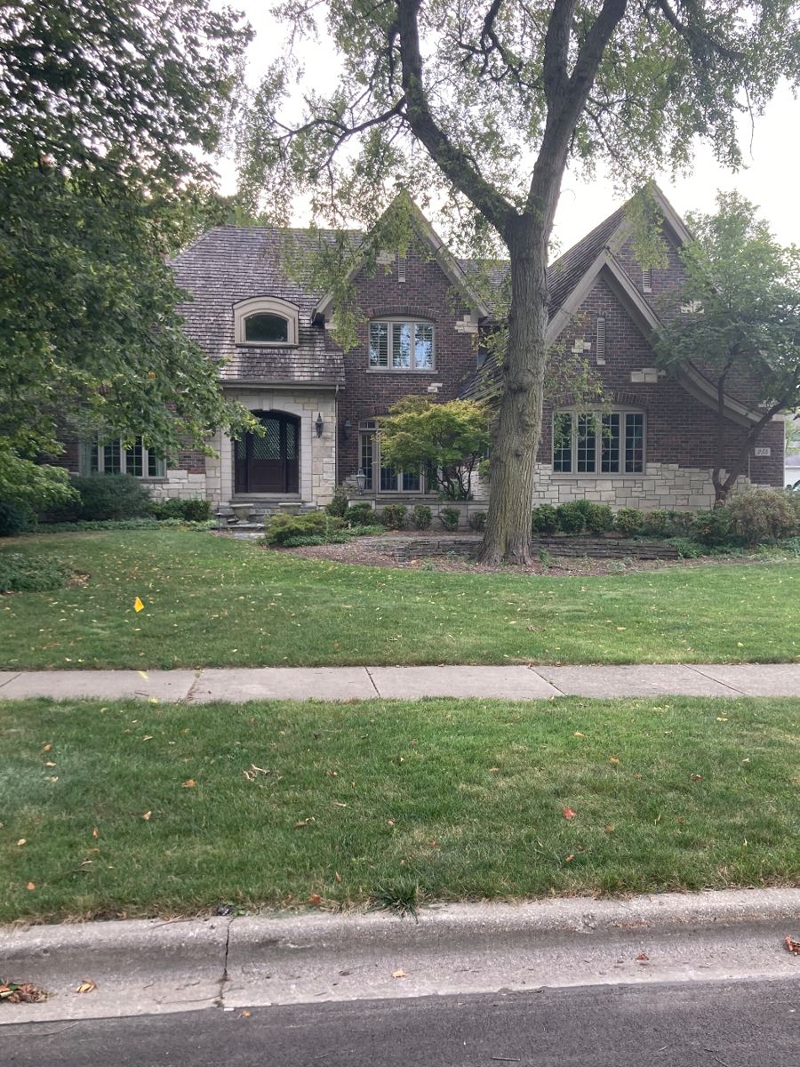ELMHURST ESTATE SALE in Elmhurst, IL starts on 9/8/2023