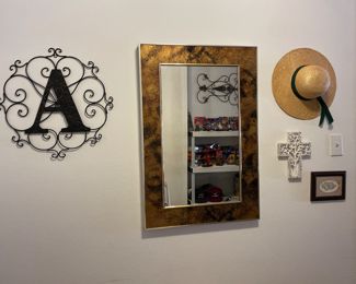 Wall decorations 