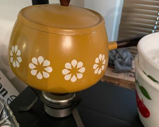 Vintage Fondue