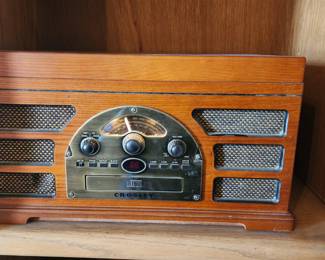 Crosley ALL-IN-ONE Turntable, CD, AM/FM, Cassette Stereo