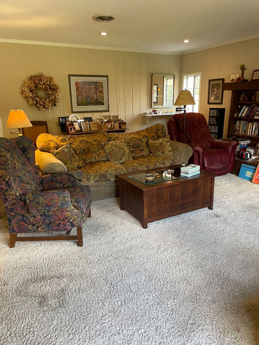 Darling Yuba City Estate Sale starts on 11/10/2023