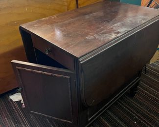 Antique Serving Cart - Marvelous In McKinney Estate Sale www.contemporarycurrent.com