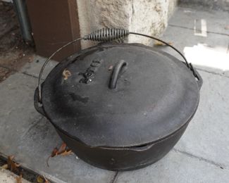 Lodge dutch oven