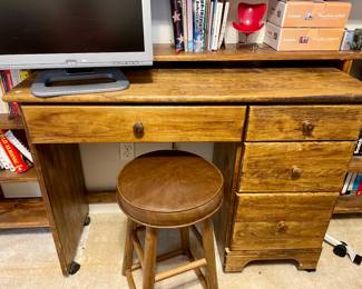 Cute Desk for Student